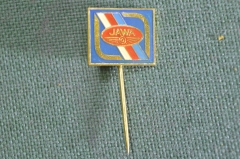 Знак значок "Ява Jawa". Мотоцикл. Тяжелый металл. Эмаль. Желтый. Чехословакия периода СССР.