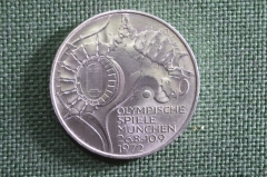 Монета 10 марок. XX летние Олимпийские Игры, Мюнхен, Стадион. Серебро. ФРГ, 1972 год. Буква D #6