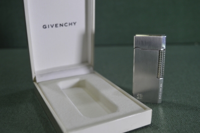 Зажигалка газовая Givenchy, Гивенчи. Коробка. 