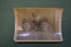 Фотография "Военные, трое друзей", 1944 год.